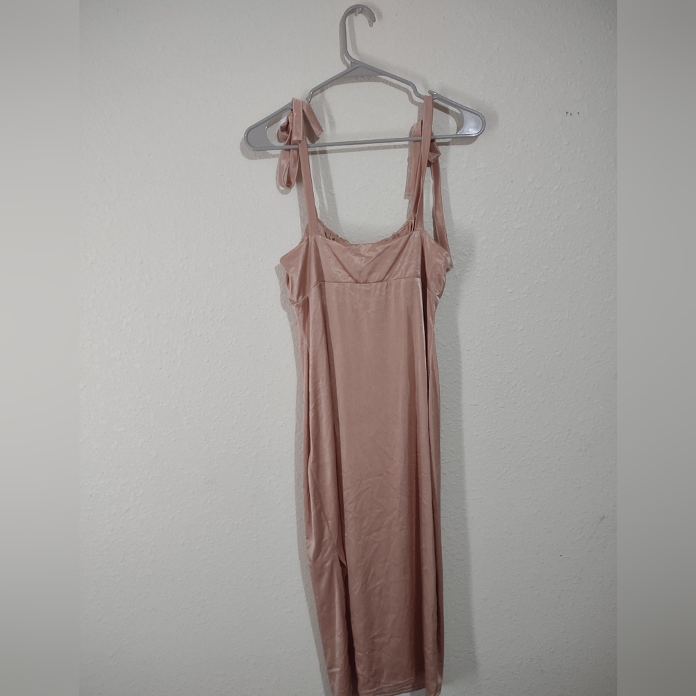 ASOS Design mini dress - Picture 2 of 4
